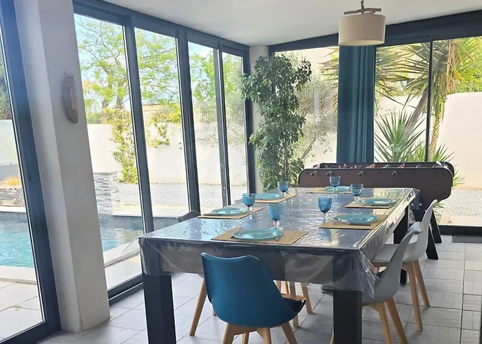Perle Rare - Villa, Piscine Proche Вилла